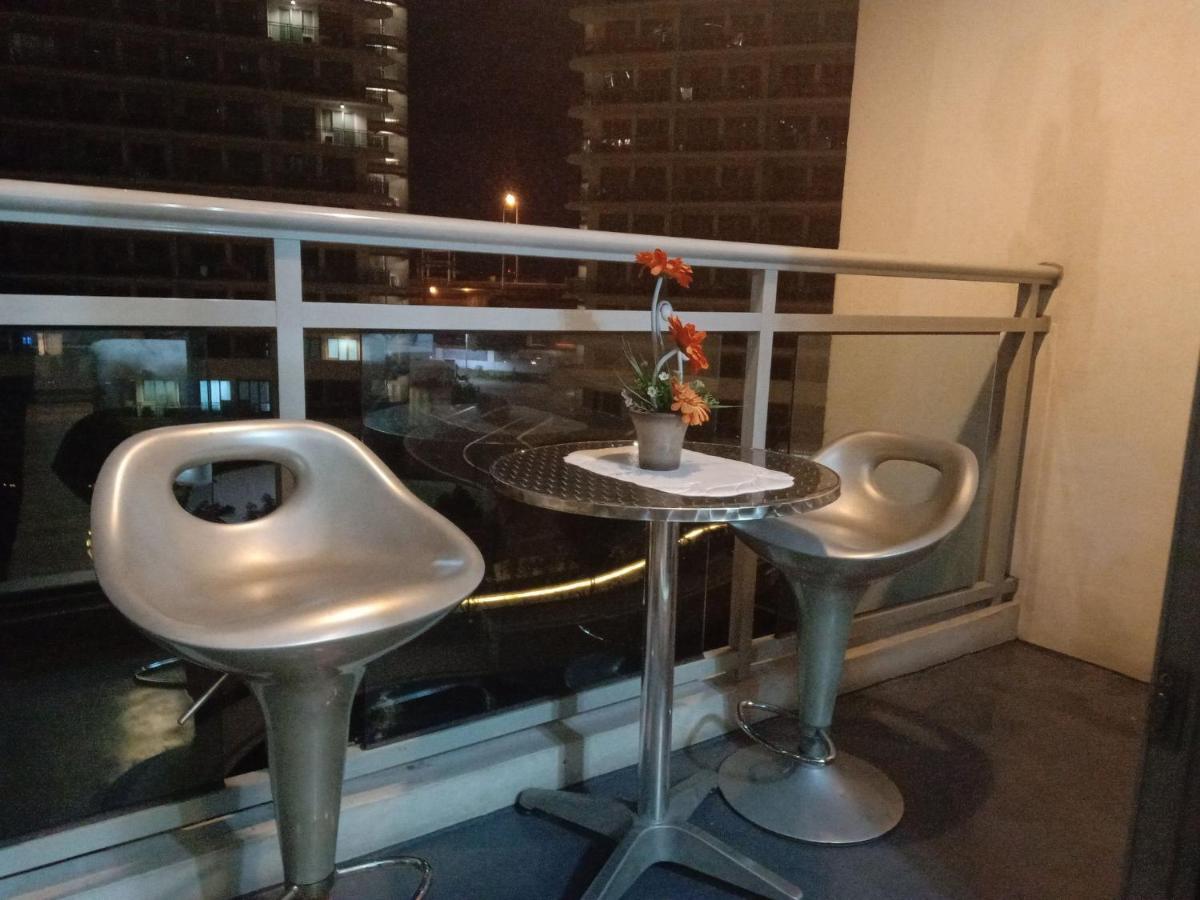 Azure Urban Residence A11 Near Airport And Sm Bicutan+ Free Wifi Paranaque City Exterior photo